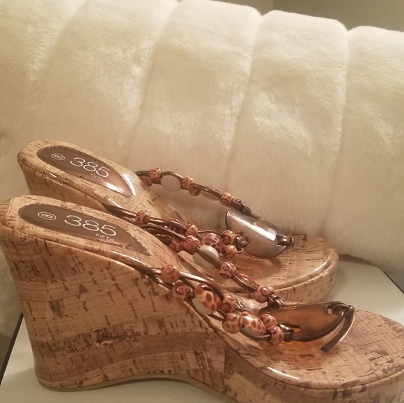 Wedges - Picture 2 of 4